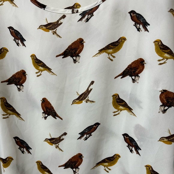 Forever 21, Women's Bird Print White Shirt - Picture 4 of 5